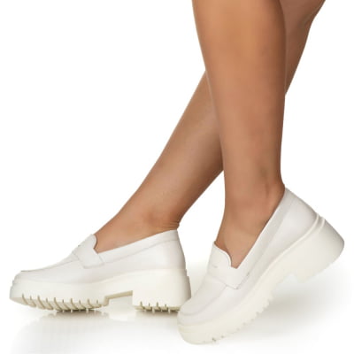 Mocassim Feminino Tratorado Off White Liso Estilo Shoes